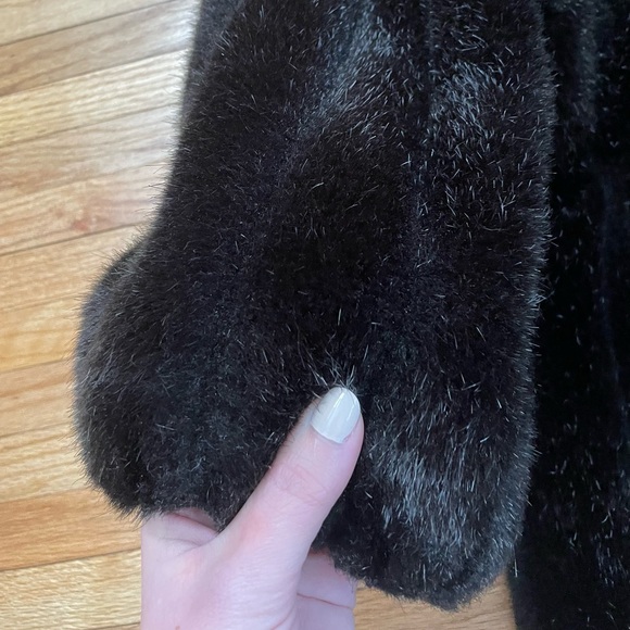 Vintage JORDACHE Faux Fur Coat - Picture 12 of 15